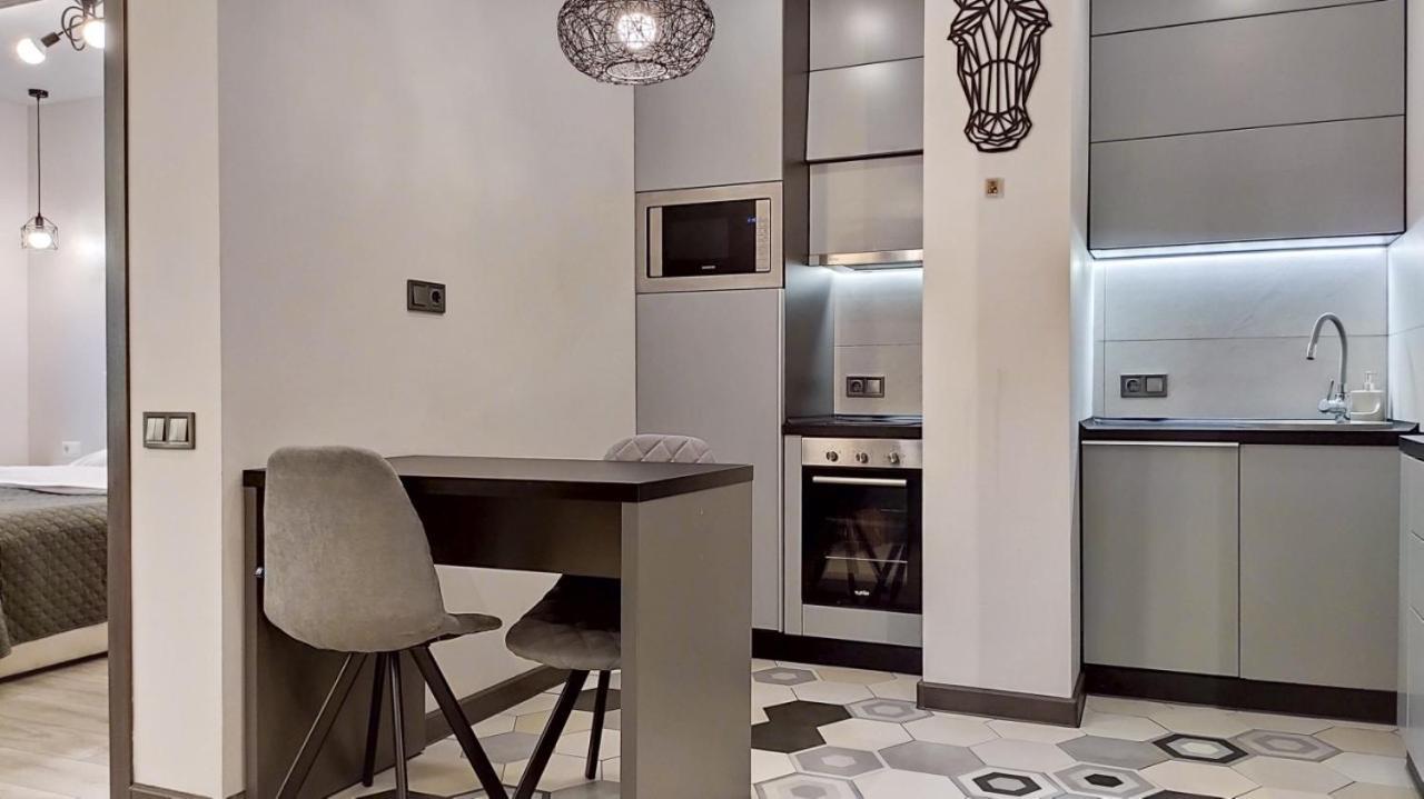 Petrovdom In Smart In New York Concept House *