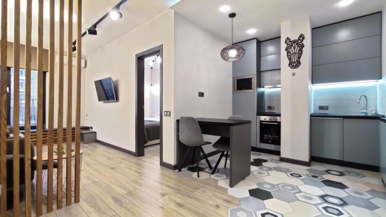 Petrovdom In Smart In New York Concept House Apartment
