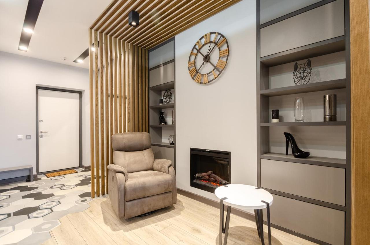 Petrovdom In Smart In New York Concept House