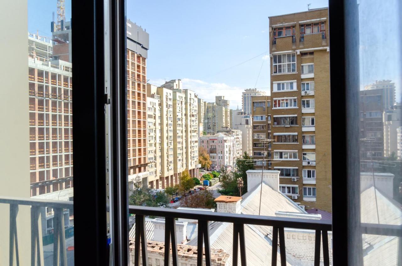 Petrovdom In Smart In New York Concept House Apartment Kyiv