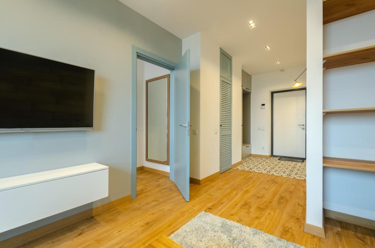 Petrovdom In Smart In New York Concept House Apartment