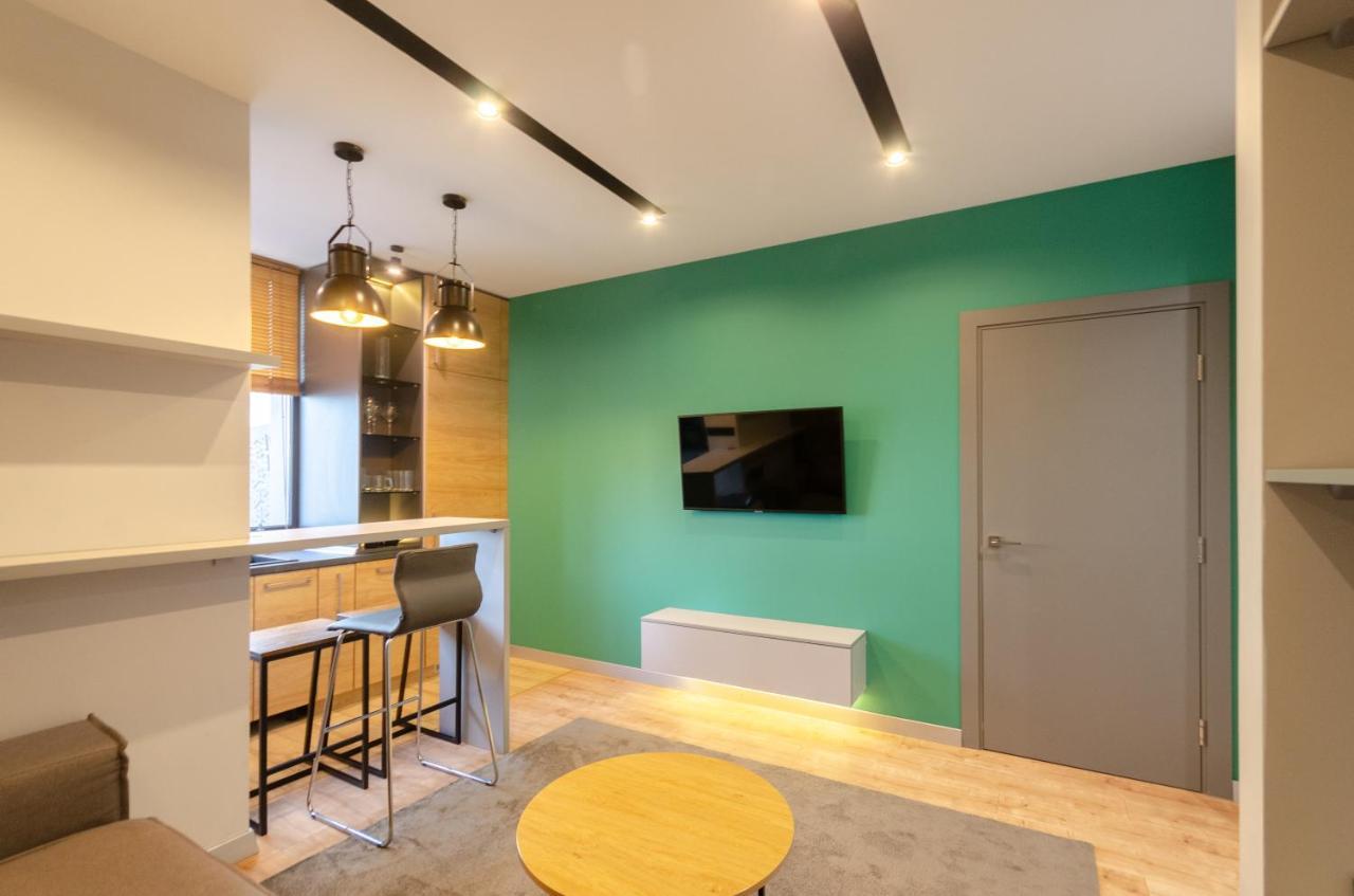 Petrovdom In Smart In New York Concept House Apartment